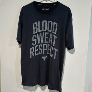 Under Armour T-shirt